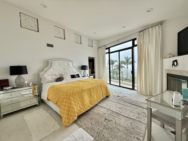 Photo - 1445 Bounty Way