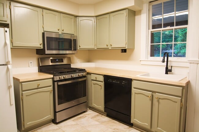 Photo - 327 Valley Brook Rd Unit 327 Apartment