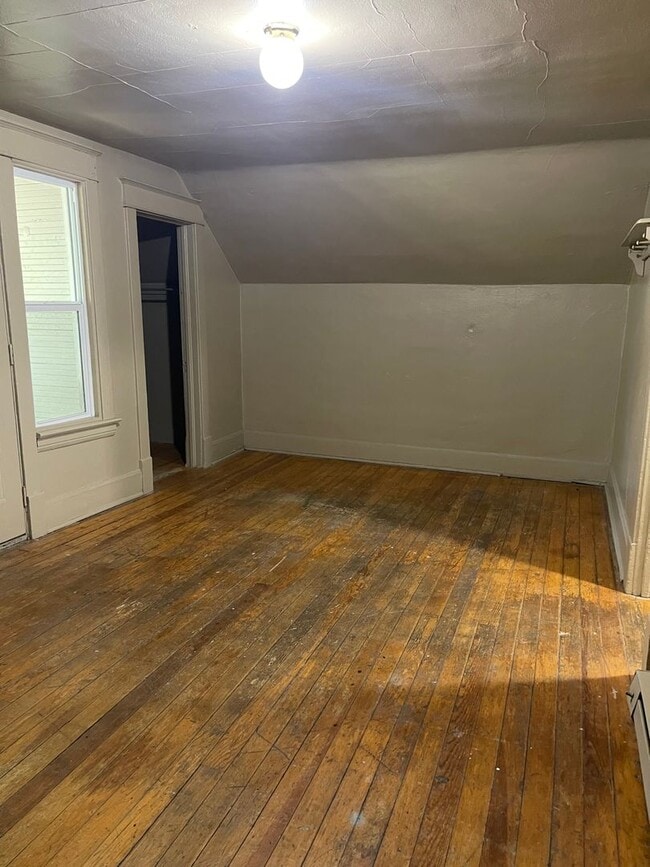 Photo - 5028 N Nelson St Unit 3