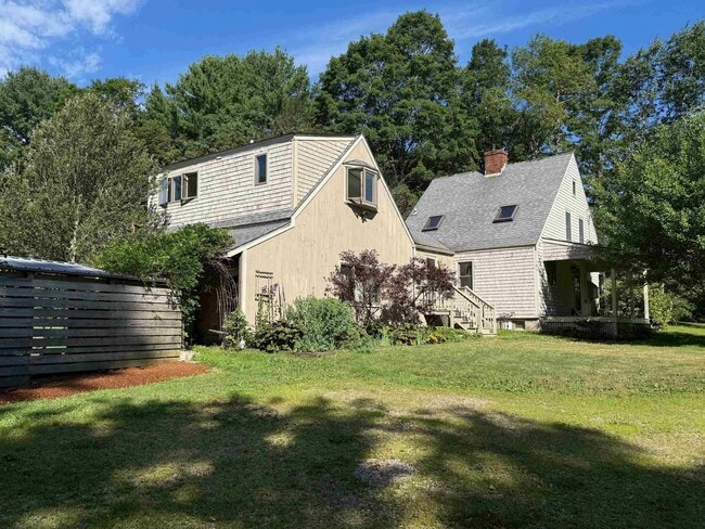 Building Photo - 10 Charles Hill Rd Rental