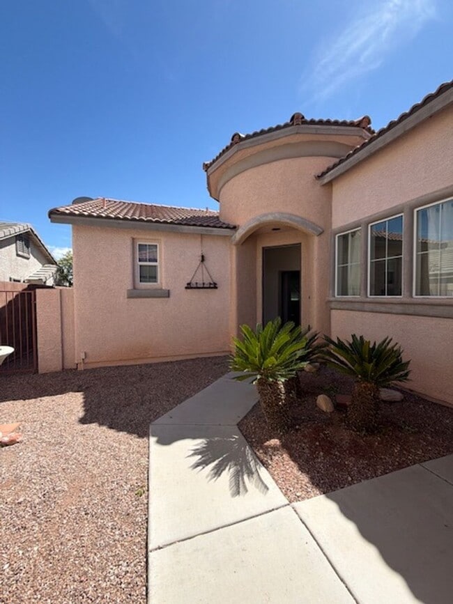 Photo - One story house in Summerlin with 3 bedrooms