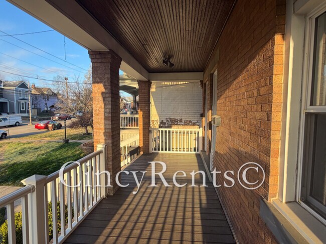 Photo - 2220 Williams Ave Unidad 1