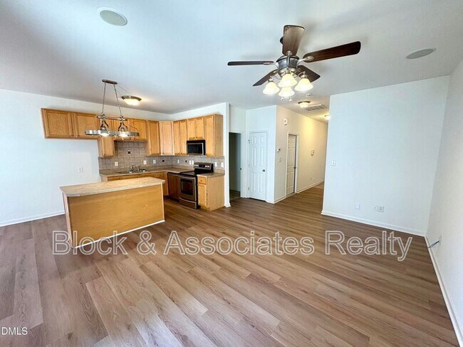 255 Plaza Dr