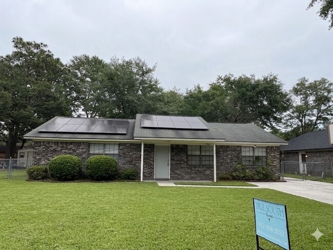1105 Stealth St
