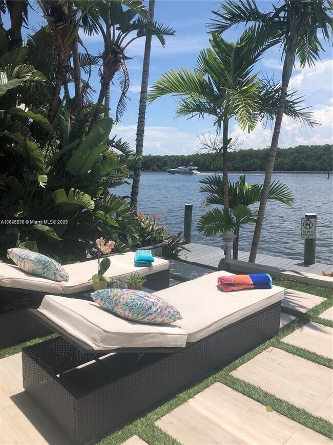 440 Poinciana Island Dr Condo Unit - Image florida major airports map