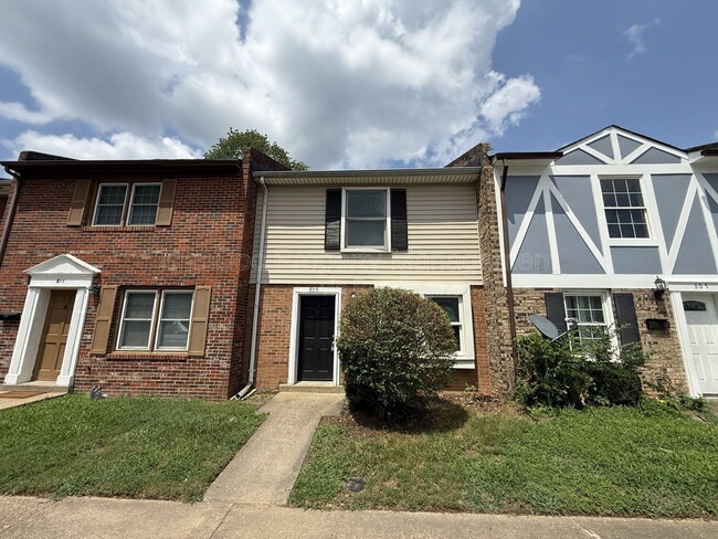 Building Photo - 809 Denton Cir