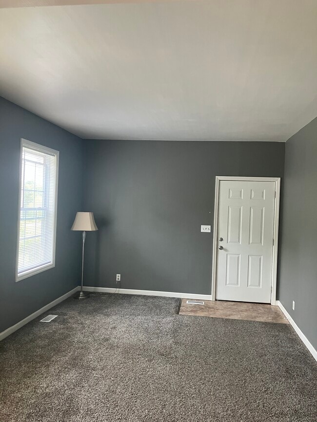 Photo - 1223 College Heights Dr Unit Apartment A