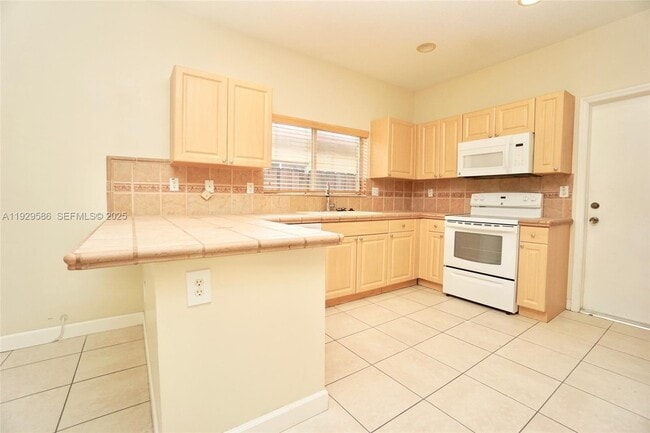 Photo - 13424 SW 122nd Ave