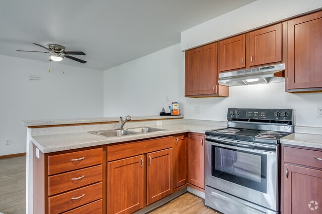 2BR, 2BA - 797SF - Kitchen - Jackson Farms Apartments