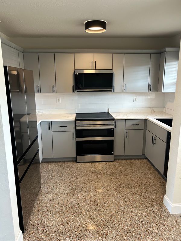 Photo - 735 42nd Ave NE