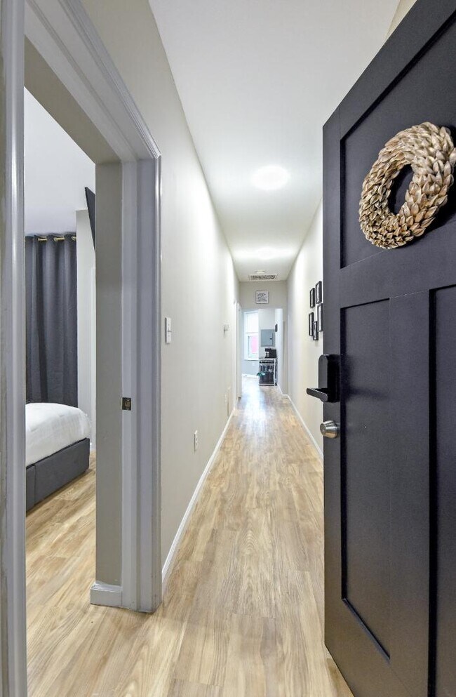 Photo - 3022 Auchentoroly Terrace