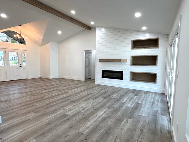 Photo - 2695 Ocean Dr