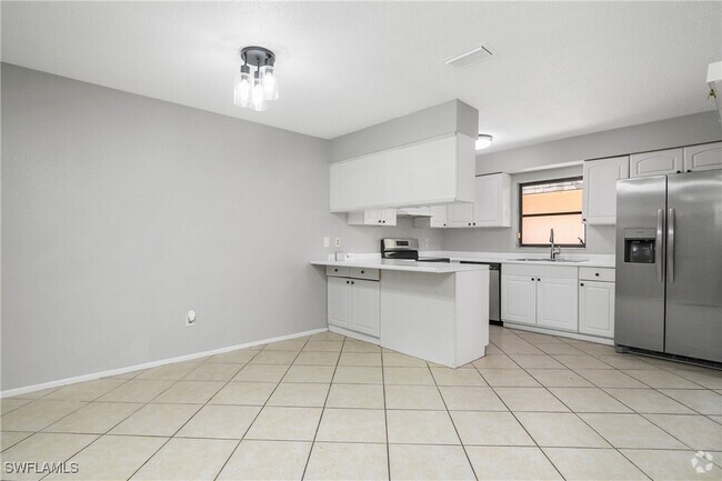 Building Photo - 17989 San Juan Ct SE Unit 4 Rental