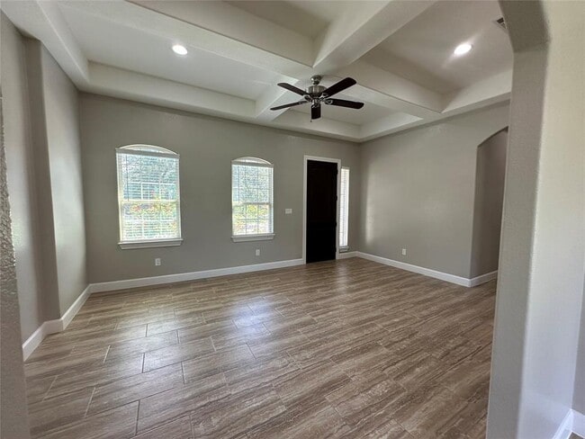 Photo - 126 Scarlet Harts Ln