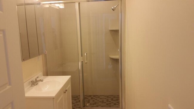 Photo - 29 Commonwealth Terrace Unit 3