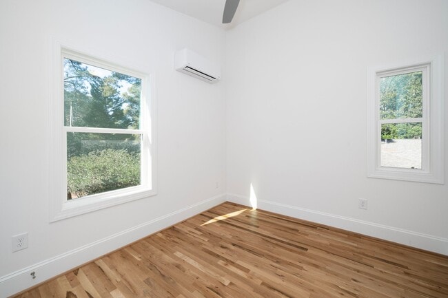 Photo - 138 Faircloth St