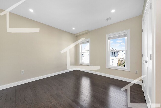 Photo - 53 Wright Ave