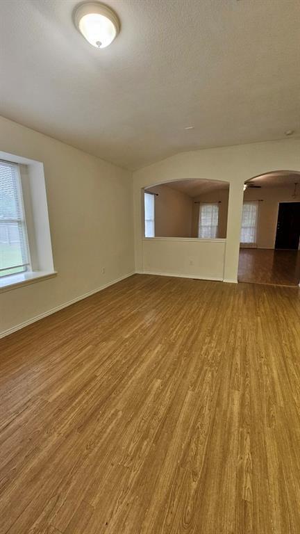 Photo - 14902 Snelling Dr