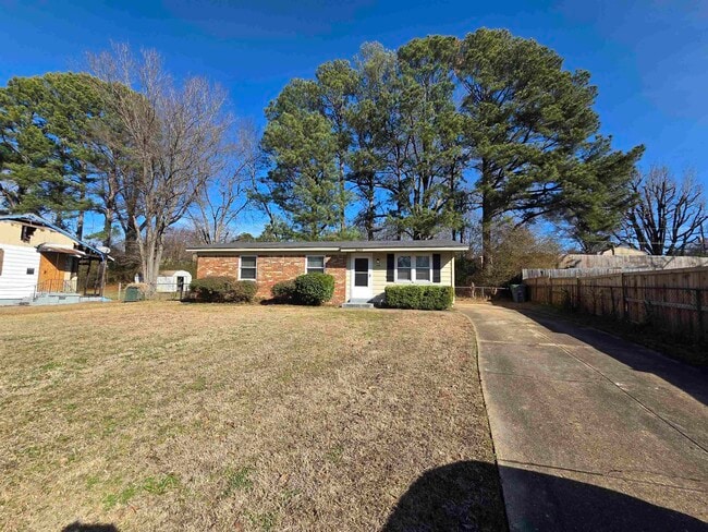 Building Photo - 4638 Appleville St