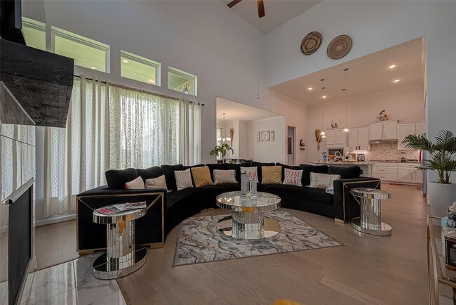 Photo - 9207 Secretariat Ln