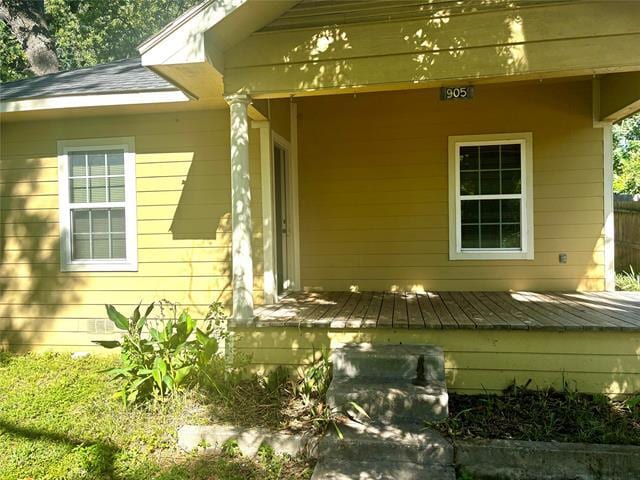 Building Photo - 905 Isbell Rd
