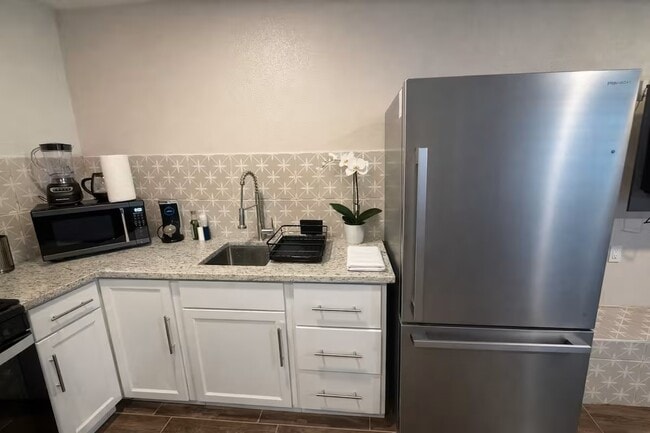 Photo - 3711 Nashville Ave