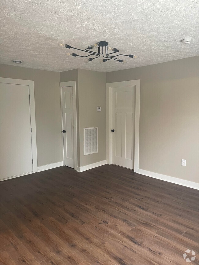 Building Photo - 4233 Holt Rd Unit 3 Rental