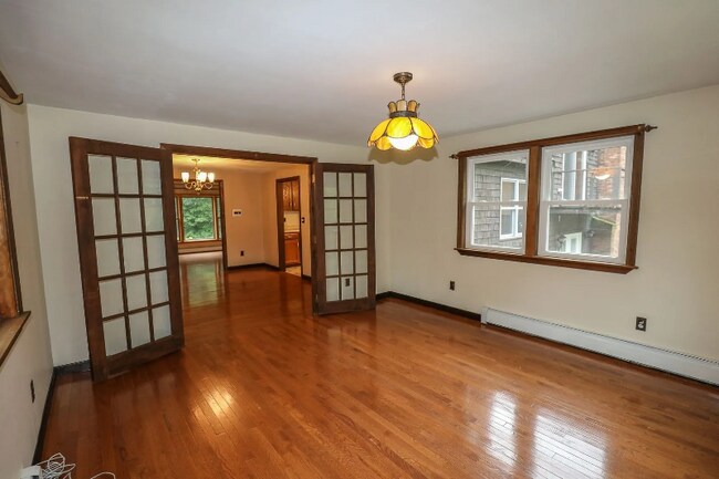 Photo - 63 Mill Rd Unit House