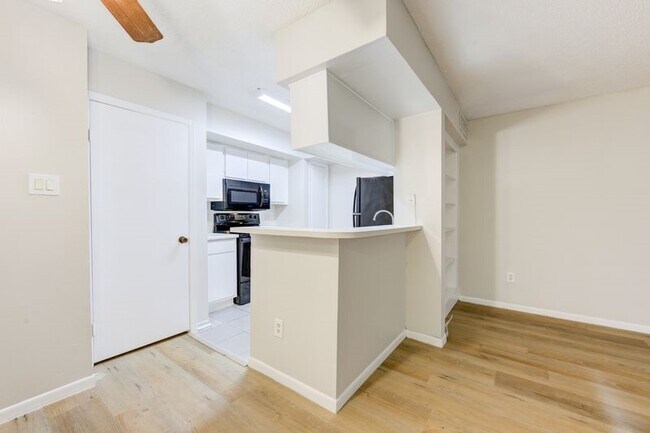 Photo - 2800 Jeanetta St Unit 1407