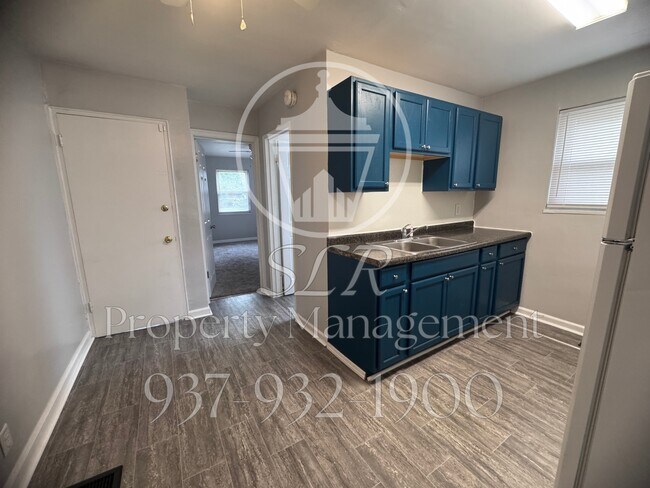 420 E Siebenthaler Ave