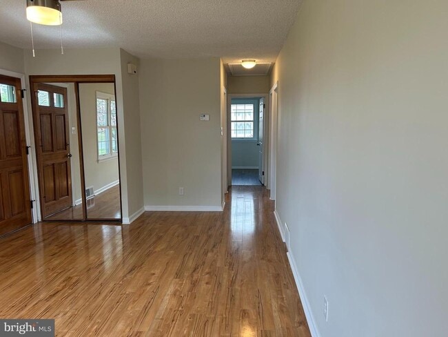 Photo - 114 Phillips Ave