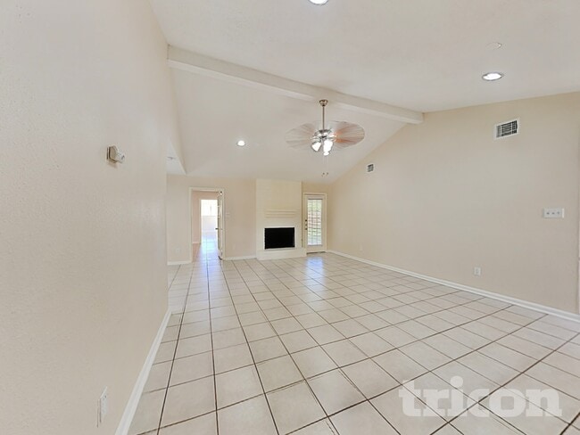 Photo - 7902 Battlepine Dr