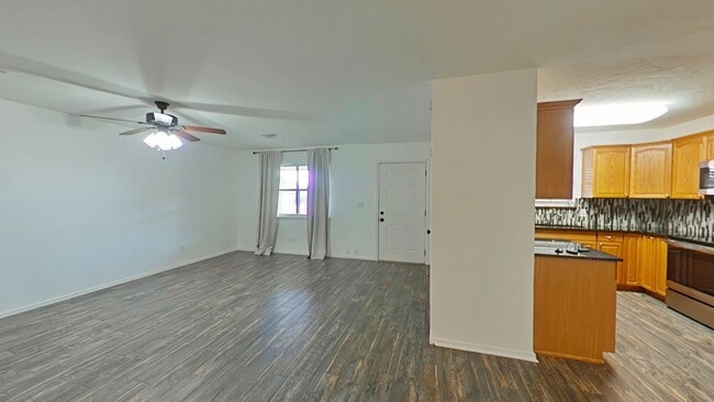 Photo - 4914 SE Hardin Ave