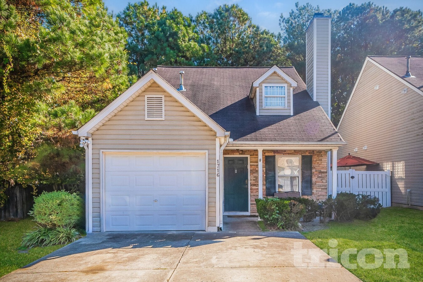 Photo - 1716 Beacon Valley Dr