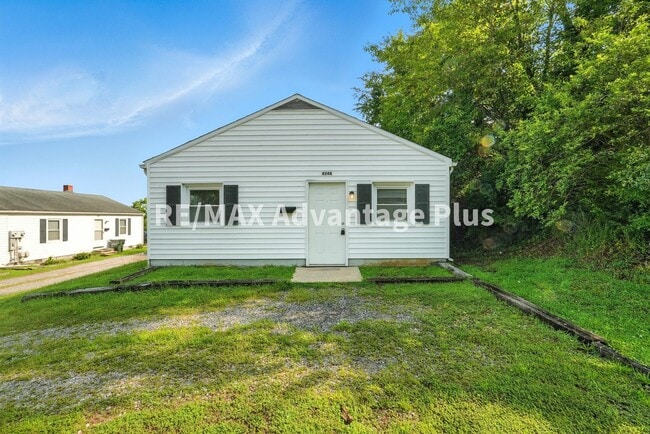 Photo - 424 Longwood Ave Apartment Unit A