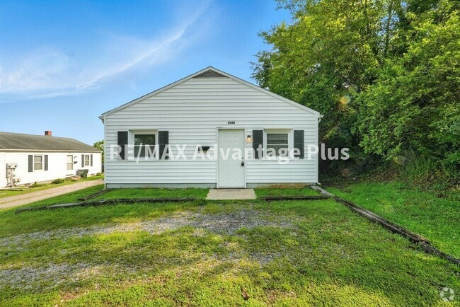 Building Photo - 424 Longwood Ave Unit A Rental