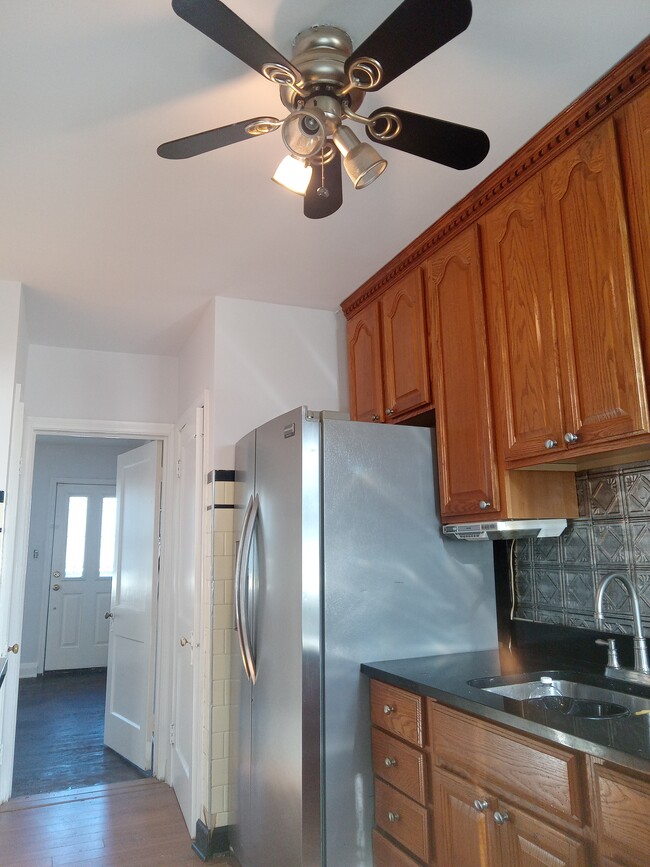 Photo - 503 Campbells Ln