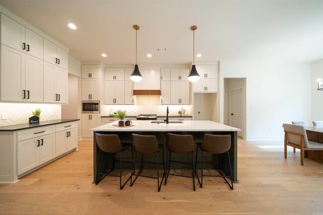 Photo - 15112 Matterhorn Lp