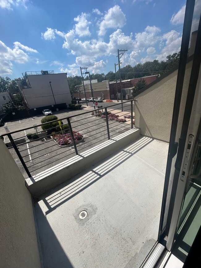 Building Photo - The Flats at Brewerytown