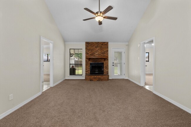 Photo - 5303 Susanna Dr