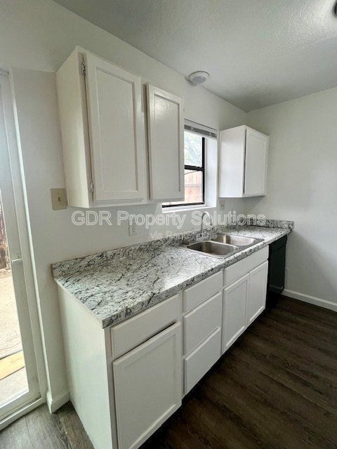 Photo - 420 Tennessee St NE Unit A