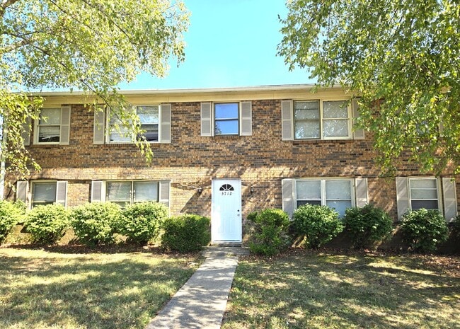 Camelot 2 Bedrooms. 1st Floor Apartment. ... - Camelot 2 Bedrooms. 1st Floor Apartment.  ...