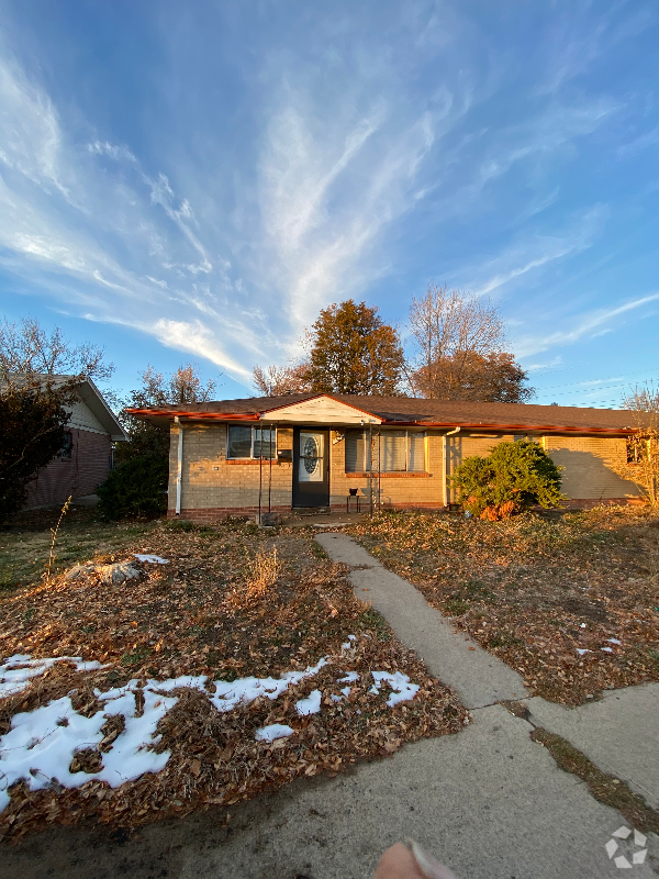 Building Photo - 1436 12th Ave Rental