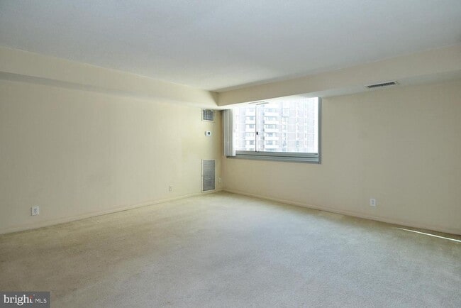 Building Photo - 4601 N Park Ave Unit 605W