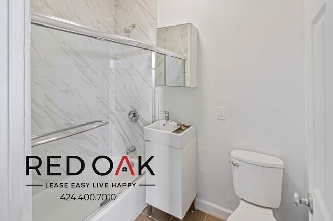 Photo - 2731 Beverly Blvd Unidad 415