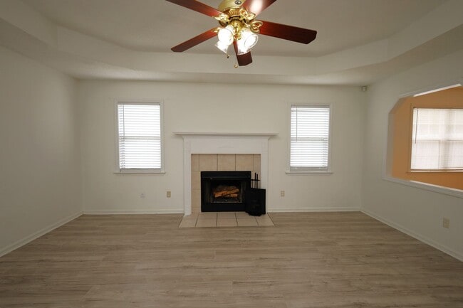 Photo - 4220 Wilshire Dr