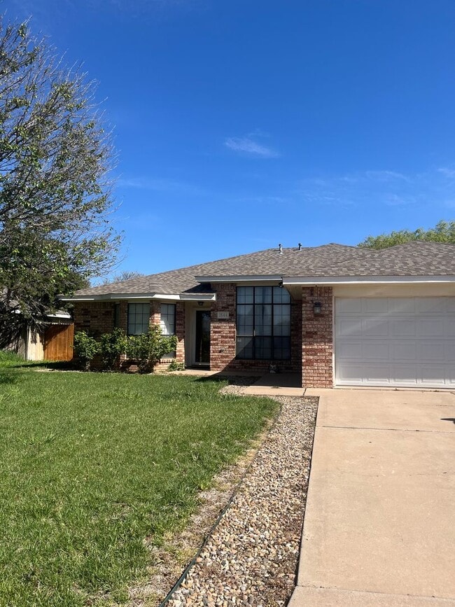 Building Photo - 1544 Arbor Dr