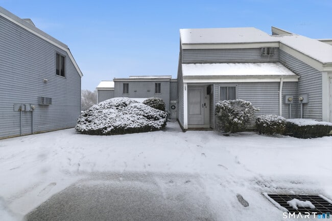 Photo - 60 Cinnamon Spring Unit 60