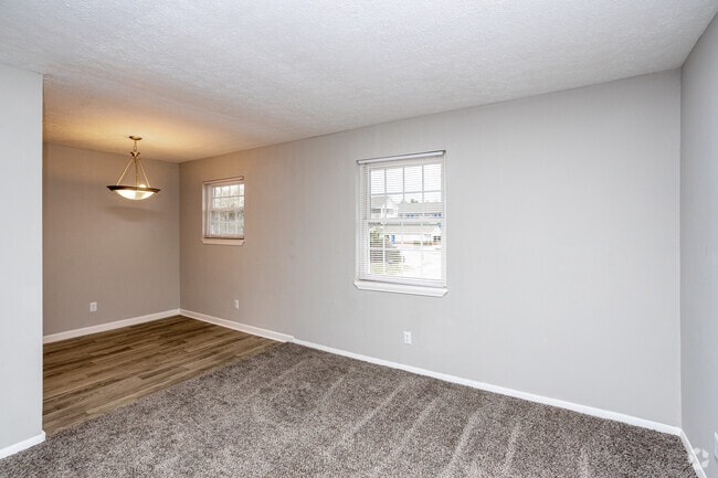 2BR, 1BA - 835 SF - Living Room