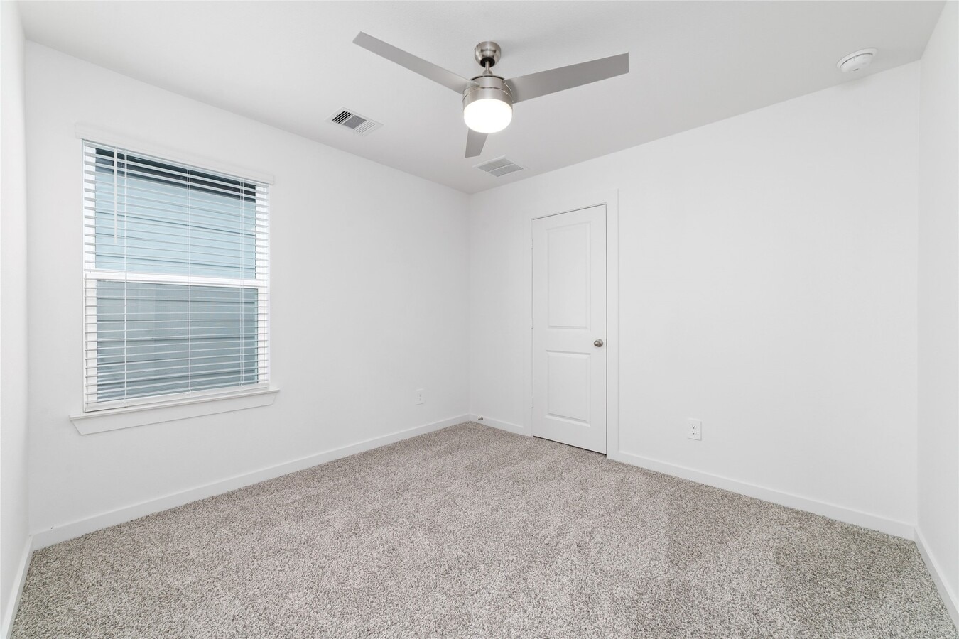 Photo - 3530 Blue Mockingbird St
